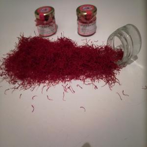  Pistils De Safran Français En Déstockage Saisir - épices aromates je vends des pistils de safran bio cultivé dans la drôme,  sans pesticide ni engrais chimique à 15   le gramme !