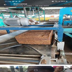  Rubber - Industrie exploitation nous avons en usine du rubber disponible pour tous ceux qui se sentent dans le besoin. vous n'aurez juste qu'à nous contacter pour les négociations en bonne et dure forme. merci...