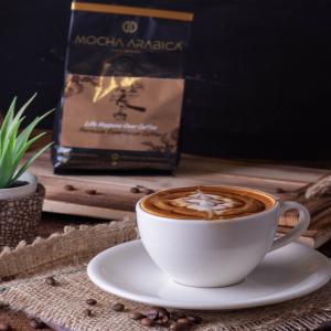  Café Grain Ou Torréfié - fruits secs et graines grillées bonjour,  ----nous vous proposons des cafés en grains ou torréfié (moulu) de variété arabica type moka ----afin de satisfaire une large clientèle nous proposons en plus,  du qishr,  du café au pomme de pain,  à la vanille au cardamom et au olive --