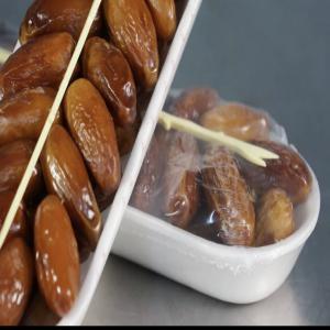  Dattes Algerienne Deglet Nour - fruits et légumes producteur exportateur de dattes algerienne --conditionnement 260/500/1000 gr --1/3/5 kg --d&eacute;noyaut&eacute;e ou avec noyaux --tr&egrave;s bonne qualit&eacute; avec un prix tr&egrave;s juste 