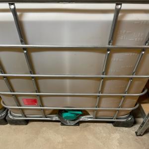  Huile Essentielle De Lavandin Grosso - huiles producteur vend huile essentielle de lavandin grosso 100% naturelle . --conditionnement du bidon de 5 litres à l'ibc de 1000 litres en passant par le fut de 220 litres. --grosse quantité disponible--tarif sur simple demande --livraison assurée .--cordialement--