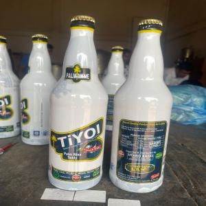  Vine De Palme - boisson alcoolisée bonjour --nous cherchons des acheteur international. c'est un 100% natural vins.                        origine de sri lanka.                               chantions deja en france. 