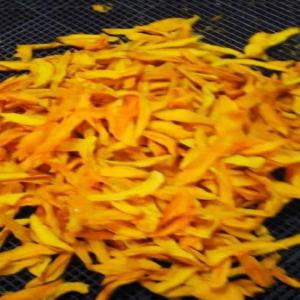  Mangue Déshydratée Séchée) - fruits et légumes  les chips de mangues avec ces bienfaits sur notre sant&eacute; sont disponibles pour vous satisfaire. garde la peau jeune et souple le poids en moins optimise la m&eacute;moire pr&eacute;venir l'an&eacute;mie r&eacute;duire le cholest&eacute;rol combattre le diab&egrave;te am&eacute;liorer 