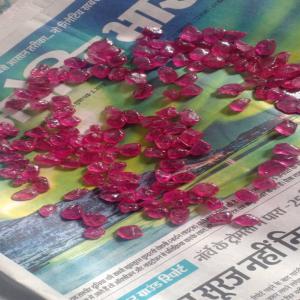  Pier Rubue Rouge Et Emreud Verte Et Saphir - pierre roche pier cemi precieuse emreud rubue saphir de lafrique de louest tailler ou en mode brute gro ou peti tailes de 