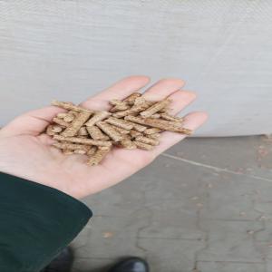  Offer Wood Pellet With Certification En Plus A1. - renewable energy  we are contacting you because we would like to offer you en plus a1 certified wood pellets at 265 /tn exw 15 kg bags (supplier brand). there is no customer brand option and due to the exclusivity contract between the supplier and an italian distributor it is not possible to sell in italy. 