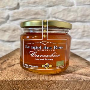  Miel De Caroubier Bio, Bulgarie Promo 10 /kg - produits sucrés grossiste en miel de france et du monde. nos avons en stock plus de 30 sortes de miel bio et conventionnel. ils sont non m&eacute;lang&eacute;s non pasteuris&eacute;s brut non filtr&eacute;s extrait &agrave; froid. nous vendons en vrac ou en pots. exp&eacute;dition en france ou &agrave; l'&eacu