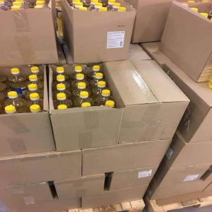  Refined Palm Oil And Sunflower Oil - olis we are suppliers of refined palm oil and sunflower oil. we do supply the international market and we have main market for africa. our quality is top quality we di have cp6 cp8 and cp10.