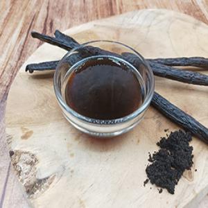  Vanille D'ouganda Et Extrait De Vanille - épices aromates bonjour, ----je suis un artisan qui réalise des extraits de vanille pour les professionnels de la restauration ou les distributeurs.--je propose différents types de grammage par litre d'extrait du 200/g au 400g par litre.----en outre,  j'ajoute de la poudre de vanille non épuis&ea