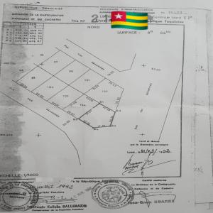  Terrain Vendre - mine terrain concession terrains a vendre-- *lome- avedji* ---- *1 lot et 1/2(un lot et demi ) en angle rue* ,  tres strat&eacute;giquement plac&eacute; pour tout projet .--papier- *titre foncier personnel.* --prix - *180 millions ( discutable )* -- _visite possible a tout moment et avec le client. frais de visite 5000f_