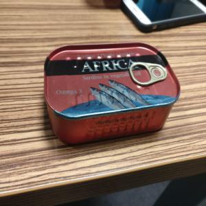  Conserves De Sardines /boites Rouges /export/ - conserve semi conserve etant donne que la campagne commence tres bientot /nous recherchons des clients serieux pour achat de container de conserves de sardine huile vegetale /boites rouges/ouverture facile/ carton de 50 boites / 3  a 5 morceaux selon peche/--prix approximatif=====19.00 euros/carton de 50 boites / livraiso