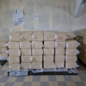  Cashew Nuts En Stoks Noix Acajoux En Stoks - fruits secs et graines grillées nous sommes une ste  des produits agricoles - fruits,  légumes,  fruits secs,  dérivés agro-food...--on met à votre disposition notre stock de noix de cajou - w 240 ,  w 320 ,  ws ,  lp--- 1--- partout dans le monde--- 100 tonnes---origine du produit - vietnam ---certifications