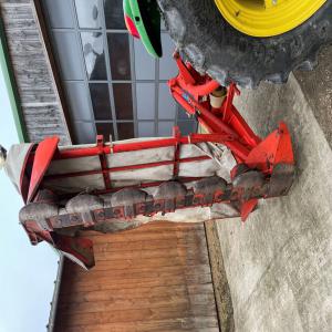  Kuhn Gmd66 Select - matériels machines ann&eacute;e 2007 occasion bon &eacute;tat largeur de travail 2.4m faucheuse 4 assiettes et 2 tambours largeur de l´andain 1 8m