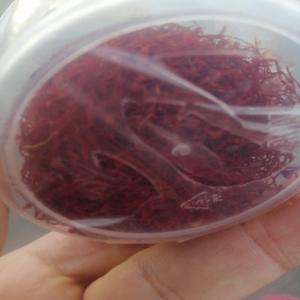  Safran Maroc - épices aromates e safran du maroc. produit biologique et pur,  aucun additifs ni colorants ni preservant. le prix de nos produits est de 7000  le kg a paris et r&eacute;gion ile-de-france. selon vos besoins ;merci de me contacter pour plus d information.