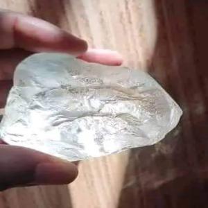  Vends Diamant 443 Carats - pierre roche vends diamant 443 carats contact whatsapp . sell diamon 443 carats contact whatsapp --