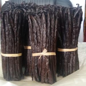  Wholesale Vanilla Beans From Madagascar - aromatic spices are you interested in vanilla beans? we are specialized in the trade supplier and export of high quality vanilla beans all year round to different parts of the world. the pods are simply spectacular from grade a vanilla pods without blemishes defects or galls and which are well oily. they are ri