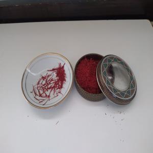  Vente De Safran - épices aromates je vous propose du safran de très bonne qualité. le  super niguen  emballé dans des flacons protégés contre l'humidité.