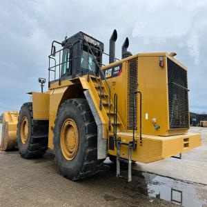  Chargeuse Caterpillar 990 - matériels machines urgent vend terops,  climatis&eacute;,  godet avec lame de coupe dentel&eacute;e,  syst. anti-tangage,  direction de secours,  standard loading frame,  sound suppr.,  graissage centralis&eacute;. origine - usa / homologation ce.