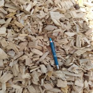  Plaquette Forestière - bois charbon fibre vends plaquette 100% r&eacute;sineux &eacute;pic&eacute;as pour fabrication pellets  granulom&eacute;tries p 30 taux d'humidit&eacute; tr&egrave;s bas possibilit&eacute; 2000 m3 par mois prix suivant transport par camion fond mouvant 95 m3  + plaquette p100 feuillus  &eacute;tud