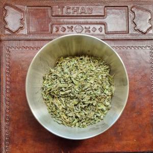  Feuilles De Ambunu 30  Les 500g - horticulture plante biocarburant feuilles de ambunu (ceratotheca sesamoides) riche en prot&eacute;ines vitamines et min&eacute;raux. poss&egrave;de des caract&eacute;ristiques antioxydantes &eacute;mollientes et anti inflammatoires naturelles. utilisation en soin capillaire infuser dans de l'eau chaude. au contact de l'eau 