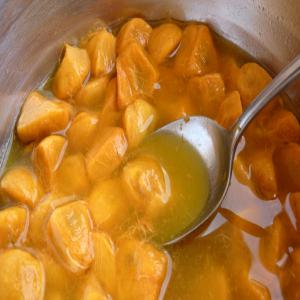  Le Fruit De La Liane Disponible En Detail Et Gros - fruits et légumes le made est une espèce de lianes sauvages qui pousse dans les savanes africaines et qui est cultivée comme un arbuste. son fruit est une coque globuleuse qui contient des graines enrobées de pulpes jaunes très moelleuses,  juteuses,  acidulées et sucrées.--not
