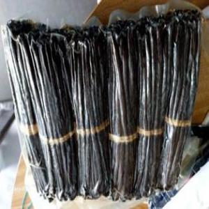  Vanille Bourbon De Madagscar - épices aromates bonjour, ----je cherche des clients pour acheter mes gousses de vanille bourbon de madagascar de type gourmet de très bonne qualité. (14 à 17cm).----déjà disponible à bordeaux - france.----