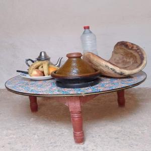  Épices Aromates/ Beauté - other salam alaykom--bonjour ,   l'or rouge ou le safron/zaafaran est un épices très riche en matière nutritive.--nous vous offrons une très bonne qualité avec un prix raisonnable,   nous connaissons la source de cette épices, les agriculteurs..--good day we aoofre b
