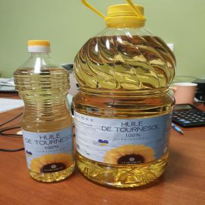  Huile De Tournesol Raffinée - huiles bonjour nous sommes une société de renommée internationale implanté en france,  dan le cadre de notre expention en afrique,  nous cherchons des ,  pour une collaboration fructueuse a long terme,  nous sommes essentiellement fournisseur de huiles de tournesol et de colza raffi