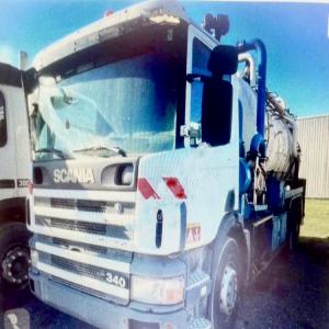  Véhicule Hydrocureur/ Assainissemant  - Industrie exploitation vente v&eacute;hicule hydrocureur d occasion pour exportations faire votre demande exemple informations principales r&eacute;f. client r&eacute;f. site carrosserie marque mod&egrave;le etat ann&eacute;e constructeur camion hydrocureur scania 340 occasion 1997 dispo france ptc