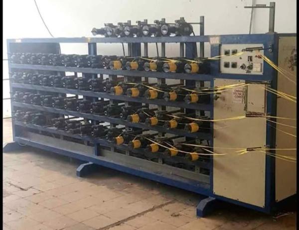  Machine Bobineuse De Fil /ficelle Cadeau - matériels machines  nous mettons en vente une machine de bobinage d'origine italienne maison omnia tecnica /milan 56 broches on peut produire avec des bobines de fil /ficelle &agrave; cadeau de diff&eacute;rents m&eacute;trages et largeurs exemple de 05mm &agrave; 50mm et autres largeurs les roulea