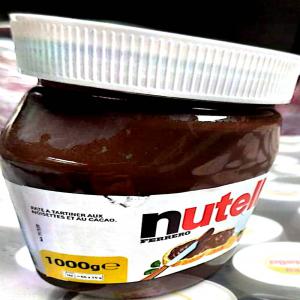  Chocolat Nutella - produits sucrés nous venons du chocolat nutella en camion.livr&eacute; en france. nqb nous ne vendons pas en palette mais en camion. veuillez me contact&eacute; si int&eacute;ress&eacute;.merci