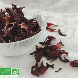  Hibiscus France Bio - café cacao thé  soci&eacute;t&eacute; fran&ccedil;aise nous commercialisons de l'hibiscus sabdariffa lab&eacute;lis&eacute; bio ecocert. nous avons de l'hibiscus rouge ainsi que de l'hibiscus blanc. origine s&eacute;n&eacute;gal. possibilit&eacute; d'acheter en conditionnement de 100g ou en vrac