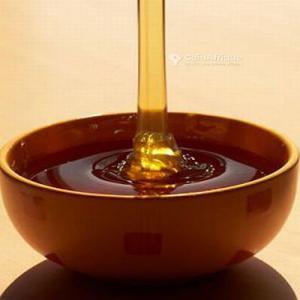 Miel Des Forêts Du Nord Bénin - autres je commercialise du miel 100% naturel produit par des abeilles des ruches des forets du nord bénin. sans additifs,  notre miel regorge d'importantes substances nutritives indispensables à toute personne. --en effet,  je recherche des partenaires/clients sérieux pour l'écoul