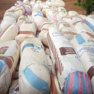  Urgent !!! Pâte De Manioc Disponible - féculents nous mettons &agrave; votre disposition de la p&acirc;te de manioc de tr&egrave;s bonnes qualit&eacute;s utilis&eacute;e pour la fabrication d'atti&eacute;k&eacute; ou de placali. --interress&eacute; contactez nous imm&eacute;diatement !!!--disponible en sacs de 100 kg avec une capacit&eacute; 500 t