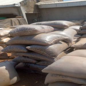  Millet, Sorgho, Sesam, Soja ,arachide, Maïs, - céréales nous avons &agrave; notre disposition des sacs allant de 100kg de millet sorgho sesam soja arachides maïs . nous sommes prets &agrave; vous livrer prets de 25000kg partout dans le monde. &agrave; partir de 100kg prix minimum &agrave; 45000 fca =81 dollars = 69euros . nous sommes prets &agrav