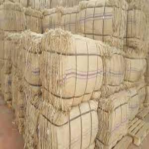  Sacs En Jute Originaire D'inde Et Du Bangladesh - conditionnement bonjour, ----découvrez nos sacs en jute de qualité supérieure en provenance d'inde et du bangladesh,  deux pays réputés pour leur jute de première classe. nos sacs sont parfaits pour stocker vos matières premières telles que le cacao,  le caf&eacu
