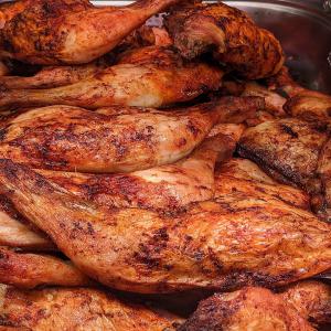  Poulet Poulet Halal Quartiers De Poulet - viandes et oeufs carcasses de poulet-- --quartiers de poulet-- --filet de poulet-- --cuisse de poulet-- --cuisse de poulet-- --cuisses de poulet-- --aile de poulet-- --portion de bouillon-- --carcasse de poulet halal