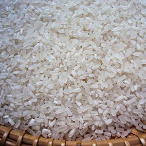  Riz Thaïlandais Et Indien Vendre - céréales nous mettons en vente 40.000 tonnes de riz thaïlandais et indien 5% et 25% brisure. le stock se trouve &agrave; abidjan &agrave; la zone industrielle de yopougon. le prix est de 500.000 fcfa la tonne. pour toute personne int&eacute;ress&eacute;e veuillez me contacter. 