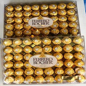  Ferrero Rocher 48 - produits sucrés ferrero rocher offre une d&eacute;licieuse exp&eacute;rience gustative gr&acirc;ce &agrave; sa combinaison unique de couches et de textures. une d&eacute;licieuse garniture croquante et l&eacute;g&egrave;rement torr&eacute;fi&eacute;e aux noisettes et aux noisettes velout&eacute;es envelopp&eacute;