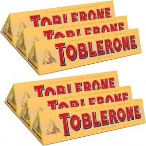  Toblerone Chocolat Au Lait Suisse - produits sucrés chocolat au lait toblerone propose du chocolat au lait suisse onctueux avec un d&eacute;licieux nougat au miel et aux amandes. cr&eacute;&eacute;s en suisse en 1908 par theodor tobler,  les triangles uniques de d&eacute;licieux chocolat au lait sont parfaits &agrave; offrir ou &agrave; partager avec 