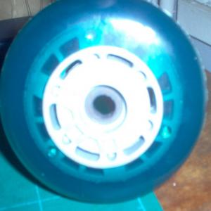  12 Tonnes De Plastique Polyuréthane - métaux lot de 60 000 roulettes de trottinettes en plastique polyur&eacute;thane conditionn&eacute;s par caisses volume 33 palettes poids 12 tonnes 800 euros la tonne