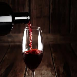 Destockage De Vins Francais De Qualite - vins d&eacute;stockage d'un important stock de vin de bordeaux c&ocirc;tes du rh&ocirc;ne vins de loire de qualit&eacute; nombreuses r&eacute;f&eacute;rences disponibles rouge blanc ros&eacute; prix int&eacute;ressant n'h&eacute;sitez pas &agrave; nous consulter.