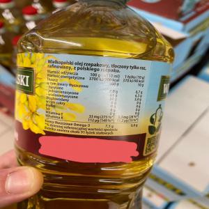  Huile De Tournesol Provenance Pologne - huiles bonjour,  nous exportons de l'huile de tournesol à partir de la pologne à 1, 20 euros le litre,  soit 1200 euros la tonne disponible en bouteille de 1litre et de 5 litres----possibilités de mettre des étiquettes personnalisées sur les bouteilles à partir d'un c