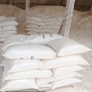  Carbonate De Calcium - Industrie exploitation stock de carbonate de calcium disponible--- quantité - illimité--- prix - 200€ la tonne--- origine- cameroun--