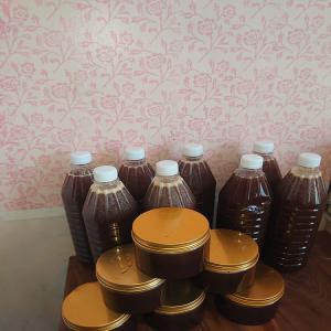  Miel Bio Et Naturel - jus concentré sirop productrice de grande qualit&eacute; de miel,  nous productions diff&eacute;rents types.--- foret---parc de karite--- de tournesol--- de mangue--- gmelina--- cajou--nous sommes dispos&eacute;s &agrave; fournir la qualit&eacute; et la quantit&eacute;.--exclusivement bio.