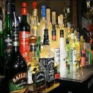  Alcools De Grande Marque Pour L'export - boisson alcoolisée   grossiste en d&eacute;stockage nous proposons &agrave; la vente d'importants stocks d'alcools de marque ( gin whisky vodka rhum ) &agrave; des prix avantageux. vente uniquement &agrave; l'export et au conteneur stock situ&eacute; en france. pour plus d'informations veu