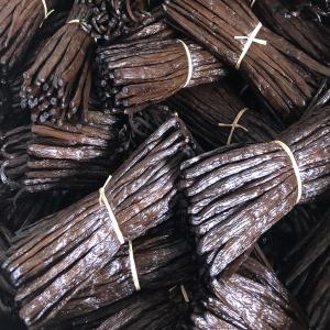  Proposition D’affaire - épices aromates bonjour !je suis un producteur de la vanille de madagascar . notre entreprise se spécialise dans la culture,  la fourniture et l’exportation de vanille . notre société est certifiée bio ce qui garantie la qualité et l’origine naturelle de notre produit. nous sommes 