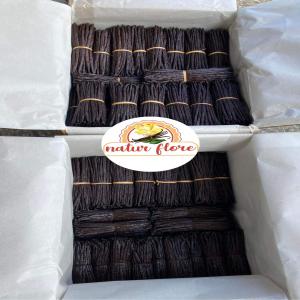  Vanille Bourbon - épices aromates bonjour! nous sommes un producteur de la vanille de madagascar. notre entreprise se spécialise dans la culture , la fourniture et l'exportation de vanille.notre société est certifiée bio , ce qui garantie la qualité et l'origine naturelle de notre produit. nous somme