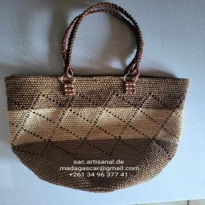  Sac En Raphia Naturel - conditionnement cherche des acheteurs pour nos productions de crochet en raphia pierre taille en provenance de madagascar.nous pouvons produire d'autres mod&egrave;les selon vos besoins. points les plus pratiqu&eacute;s maille s&eacute;rr&eacute;e et demi brides vas et viens. d&eacute;j&agrave; fournisseurs dan