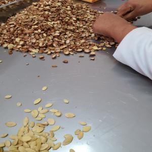  Producteur Vends Huiles Certifiées-onssaeacce - huiles bonjour,  soci&eacute;t&eacute; suisse implant&eacute;e &agrave; la p&eacute;riph&eacute;rie de marrakech poss&eacute;dant sa propre unit&eacute; d'extraction vends divers huiles sur commande et en stock. huile d'argan,  huile de graines de figues de barbarie,  huile de nigelle,  huile d'amande douce,  h