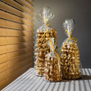  Balticassorti - produits sucrés  pour les restaurants les caf&eacute;s les commer&ccedil;ants et tout simplement les amateurs de gourmandises de qualit&eacute; &agrave; petit prix. le g&acirc;teau traditionnel lituanien est la carte de visite de la lituanie. c est une p&acirc;tisserie festive faite main qui se distin